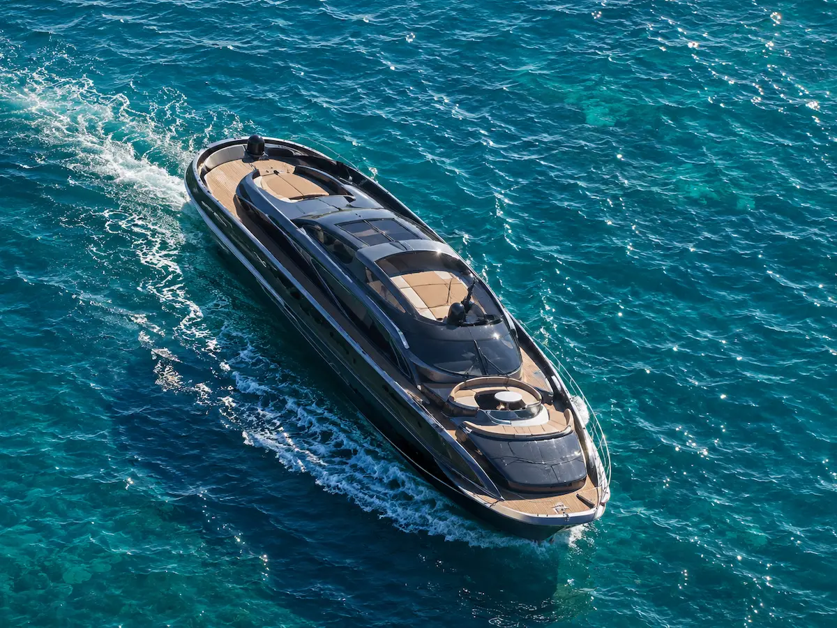 Unknown Yacht (Riva 86 Domino)