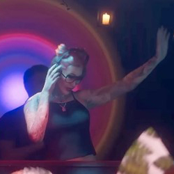 dj-girl